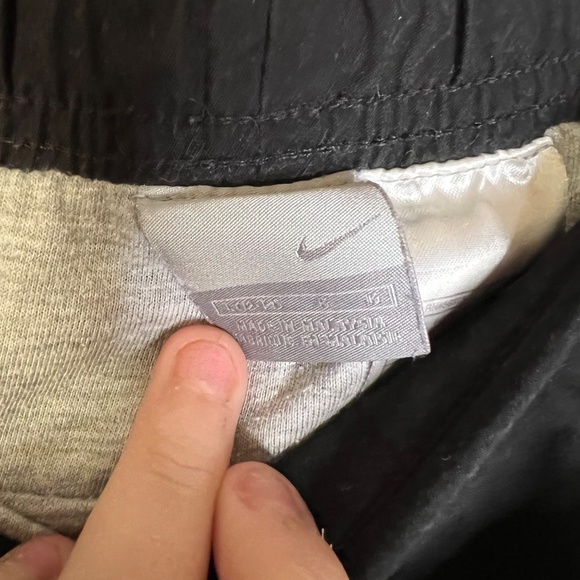 Womas lined Nike Track Pants - Picture 3 of 3
